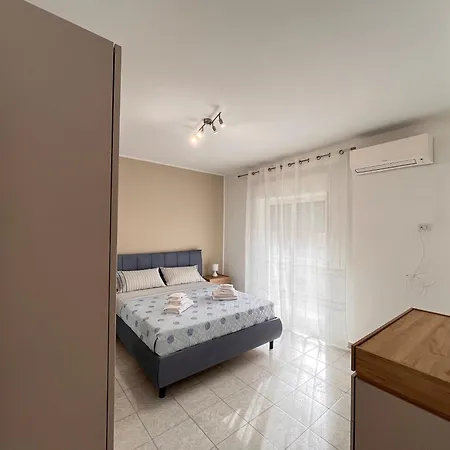 Rigano Apartment Santa Teresa Di Riva Exterior photo
